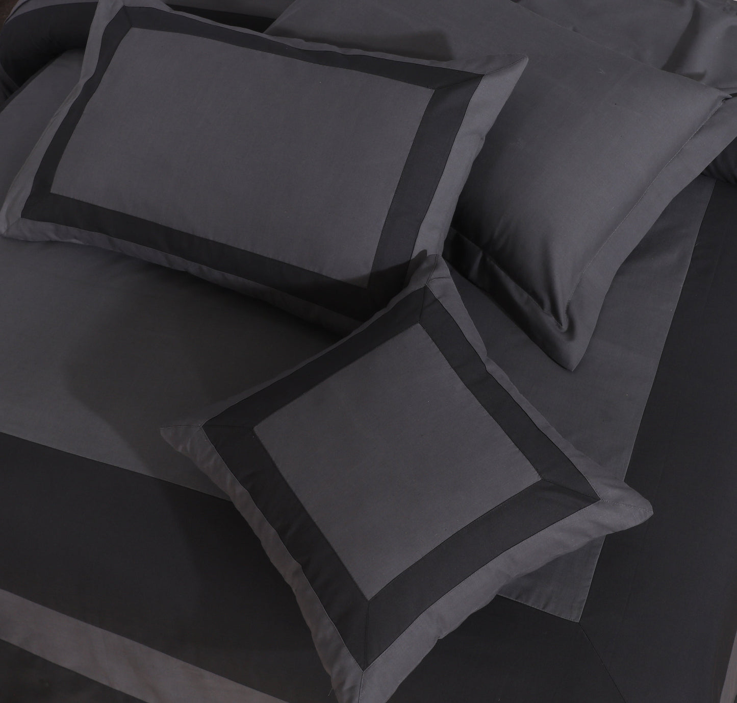 Xander Imperial-Bed Set 8 Pcs (Luxury)