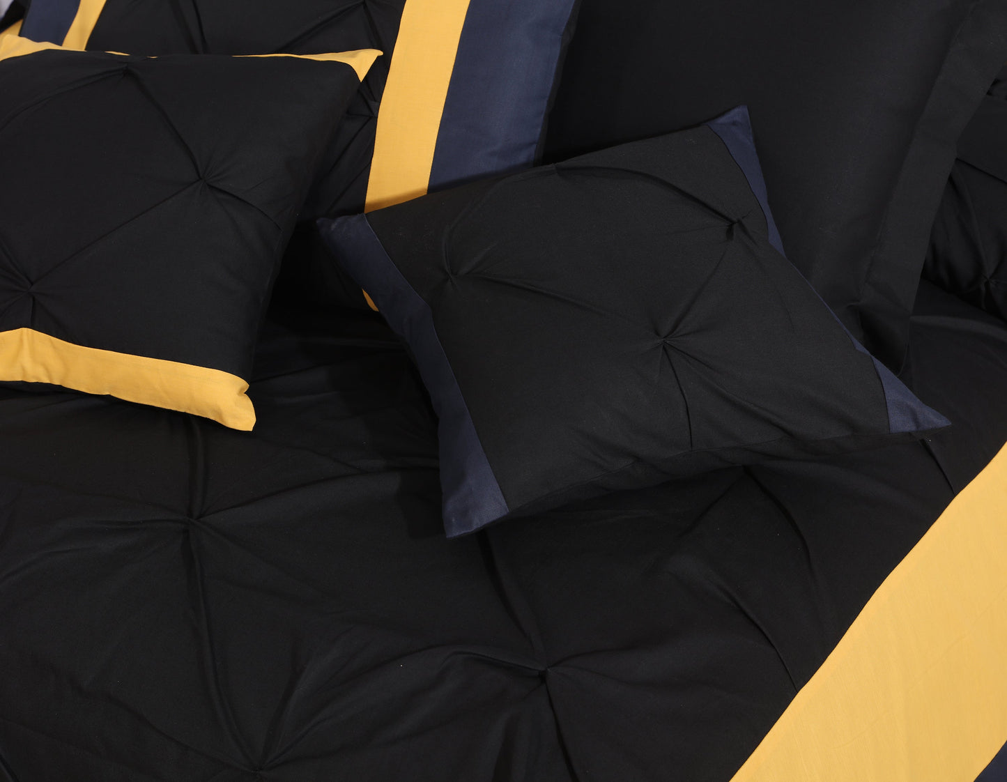 Hiroko-Bed Set 8 Pcs (Luxury)