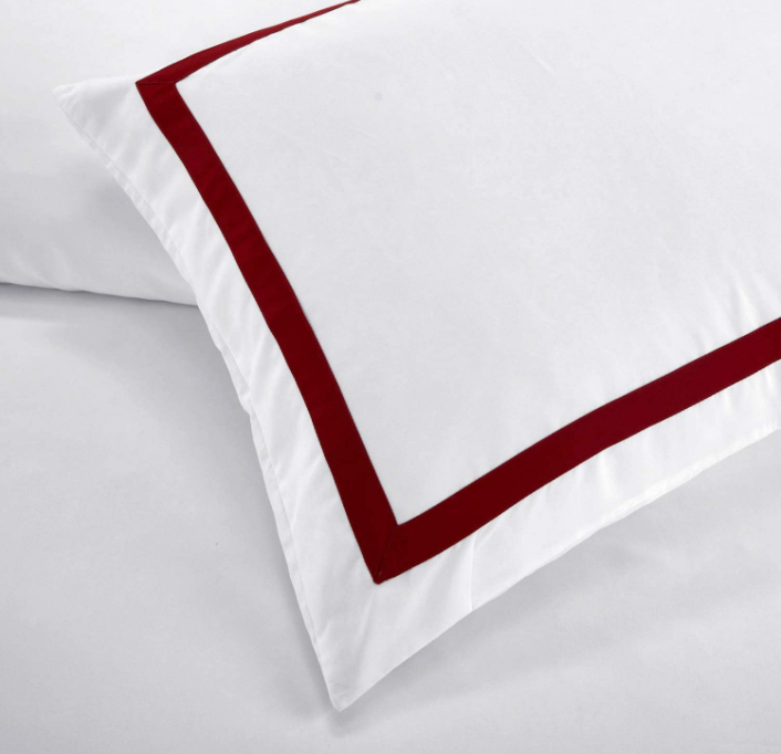 Hudson (Maroon on White)-Bed Set 8 Pcs (Luxury)