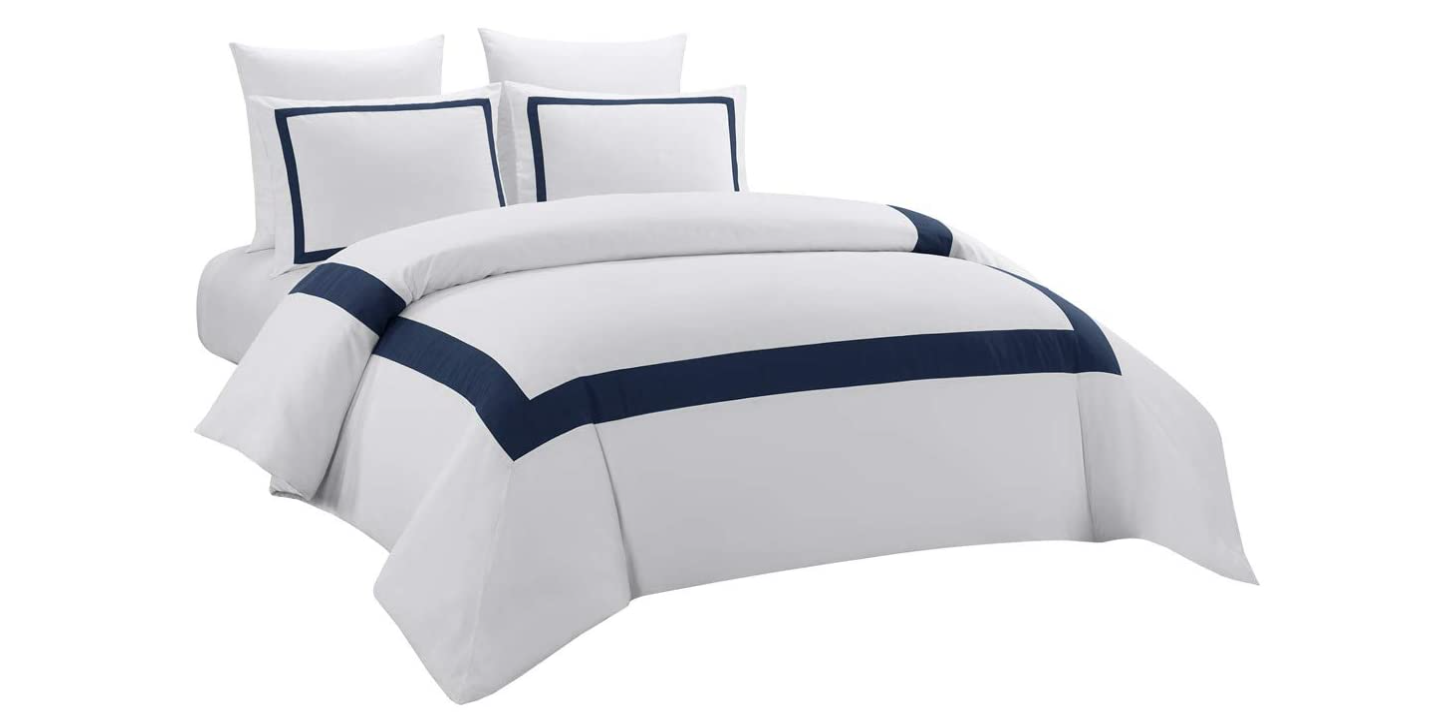 Hudson (Navy on White)-Bed Set 8 Pcs (Luxury)